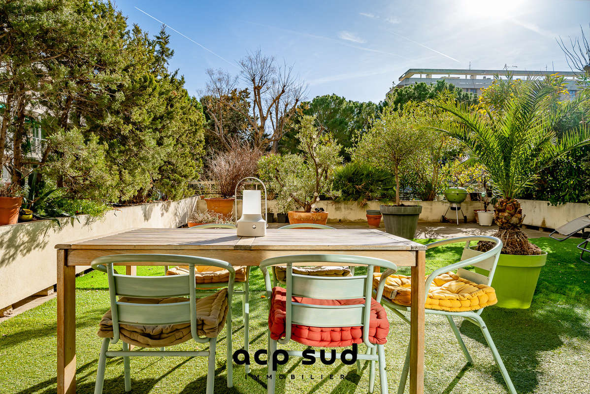 Appartement à MARSEILLE-9E