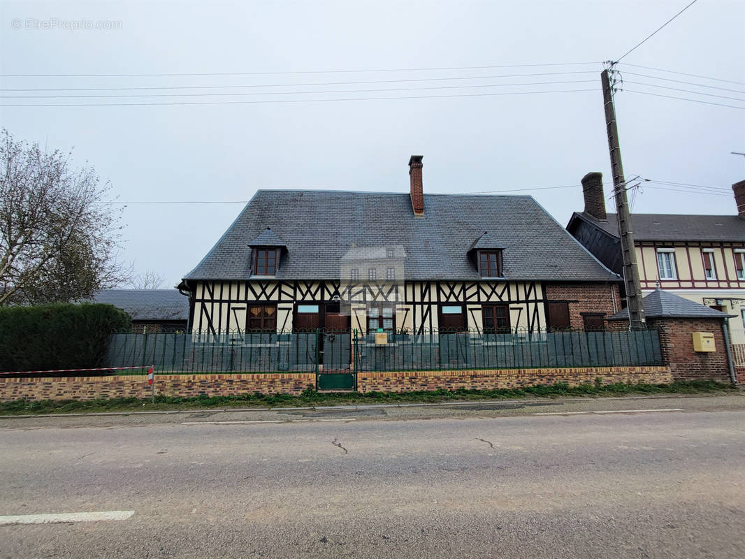 Maison à FONTAINE-L&#039;ABBE