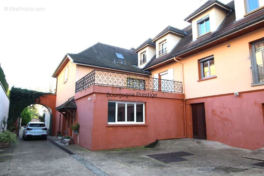 Maison à CHALON-SUR-SAONE