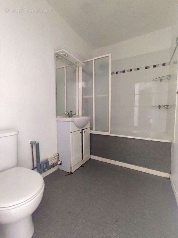 Appartement à PARIS-19E