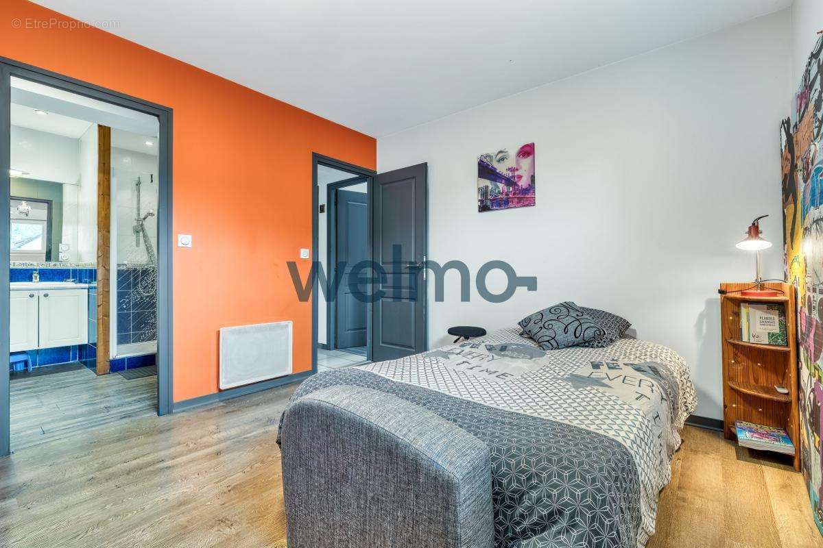 Appartement à AIX-LES-BAINS