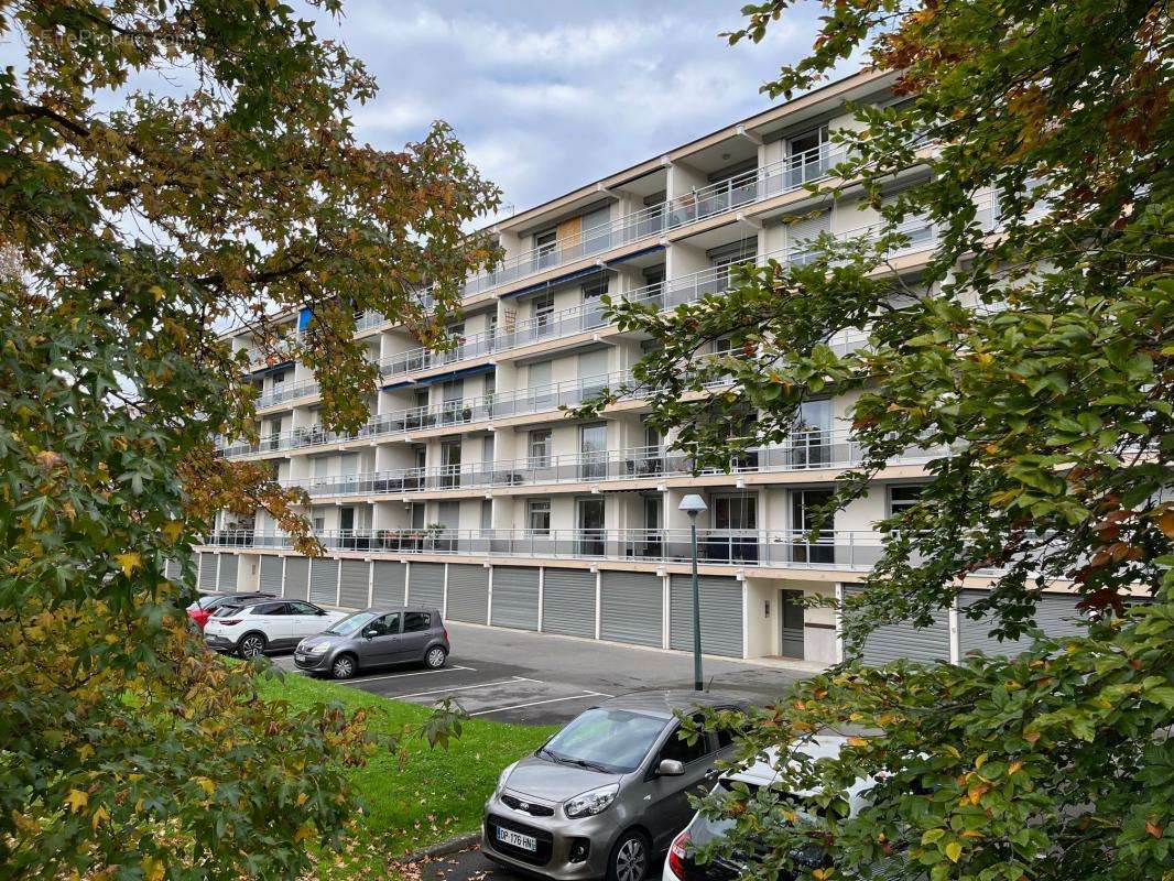 Appartement à VAIRES-SUR-MARNE