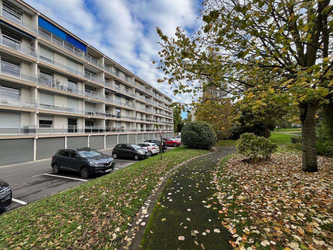 Appartement à VAIRES-SUR-MARNE