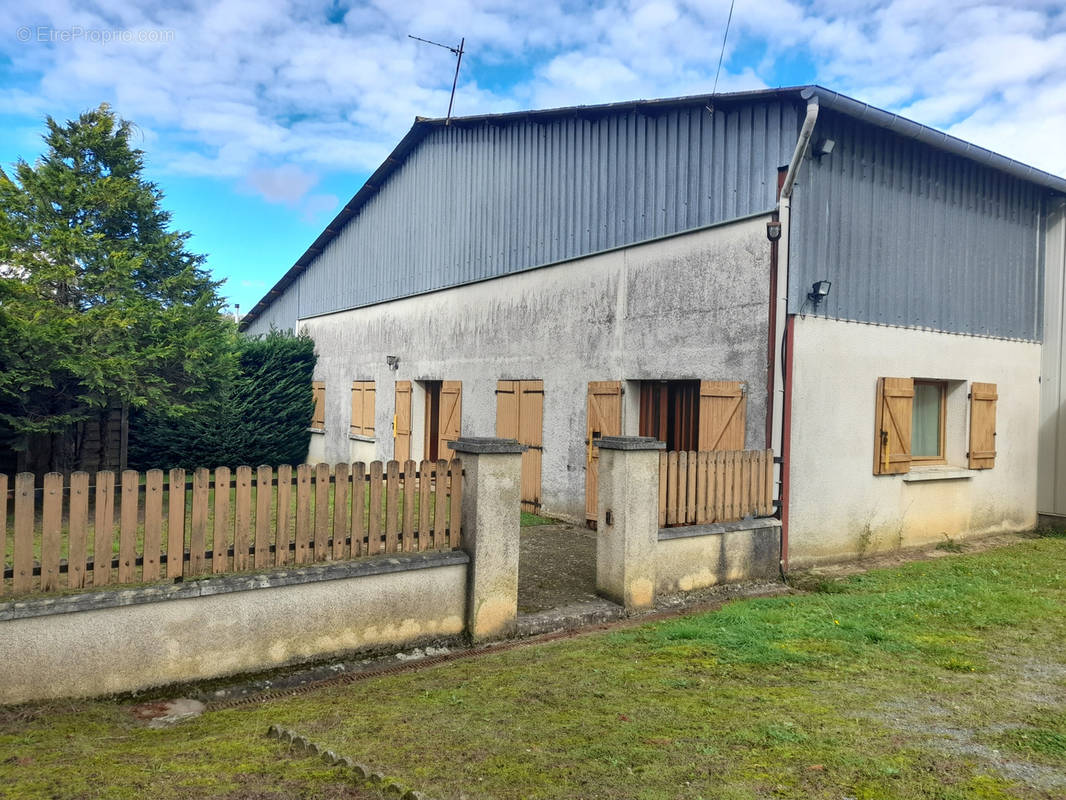 Maison à SANTRANGES