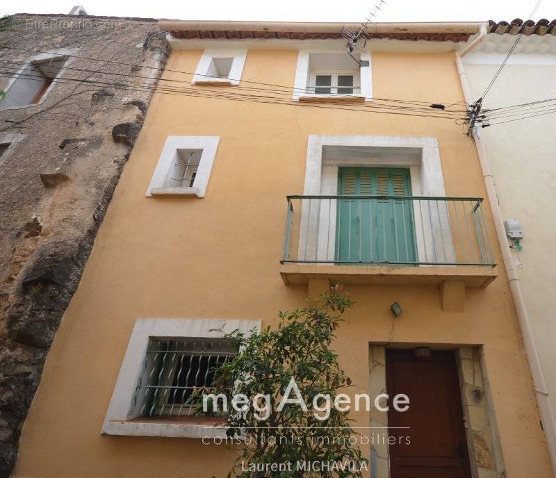 Maison à VILLENEUVE-LES-BEZIERS