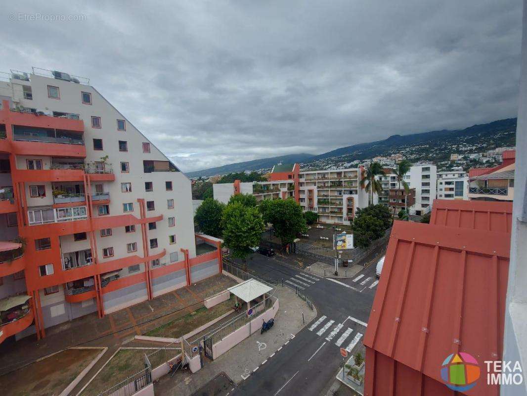 Appartement à SAINT-DENIS