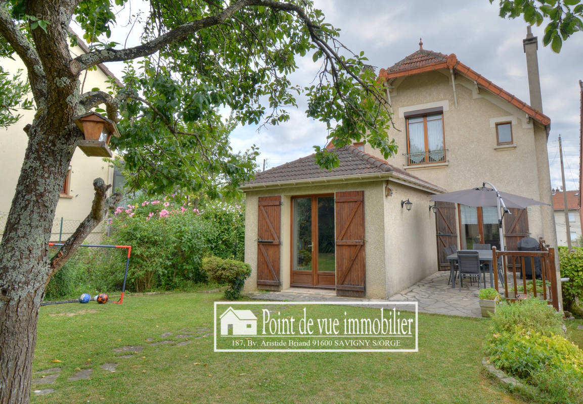 Maison à SAVIGNY-SUR-ORGE