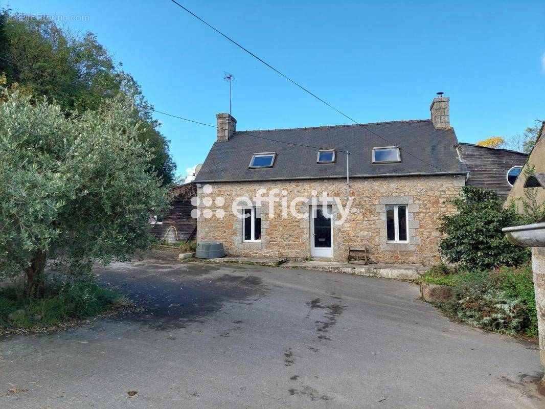 Maison à GUINGAMP