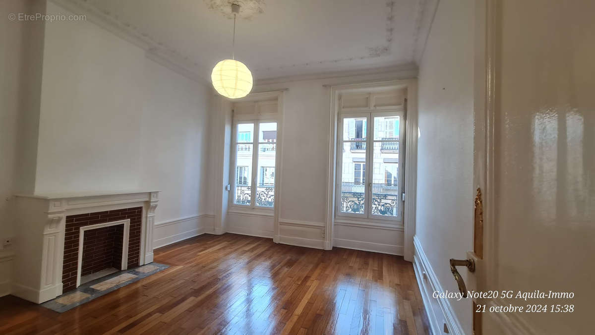 Appartement à SAINT-ETIENNE