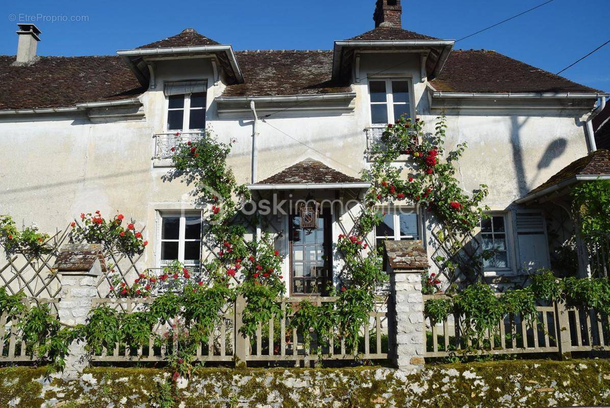 Maison à VILLIERS-SUR-MORIN