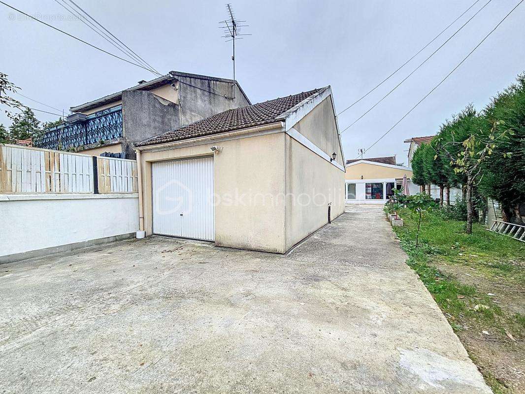 Maison à CHELLES