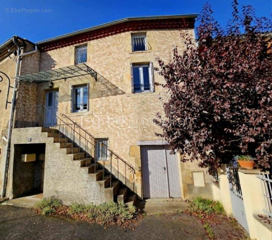 Maison à SAINT-SATURNIN