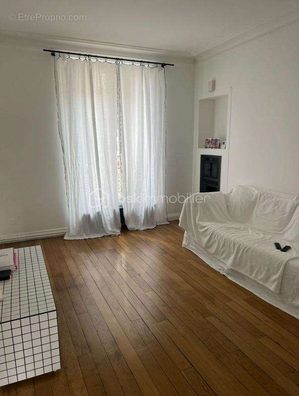 Appartement à CLICHY