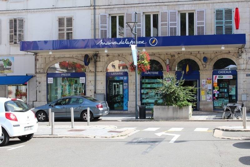 Commerce à LONS-LE-SAUNIER