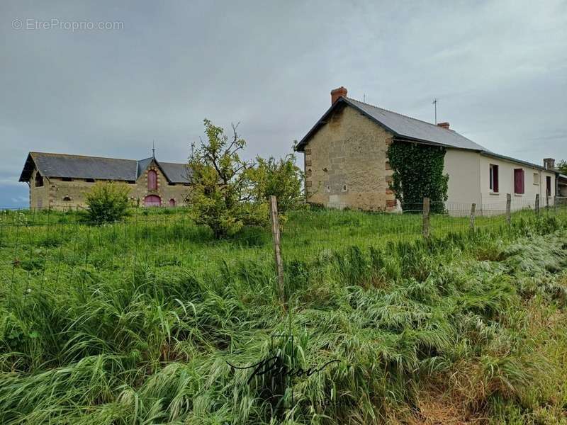 Maison à VIHIERS