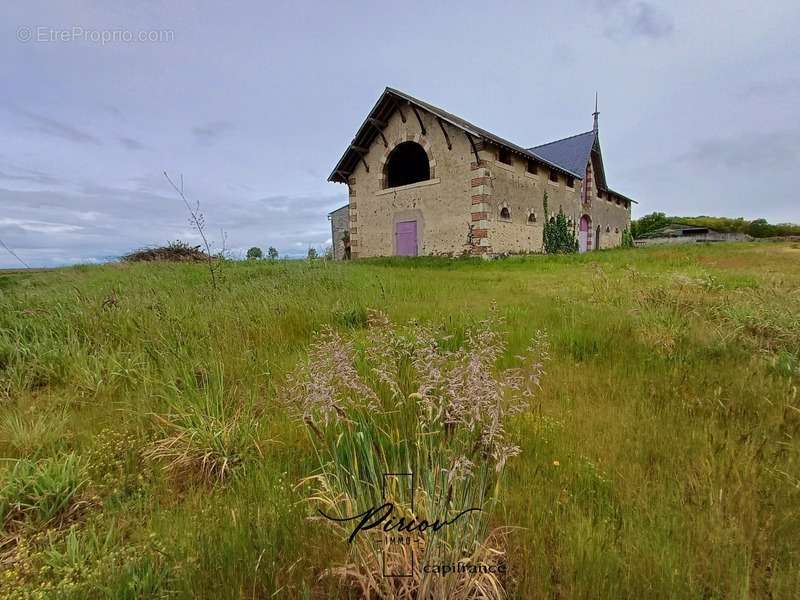 Maison à VIHIERS