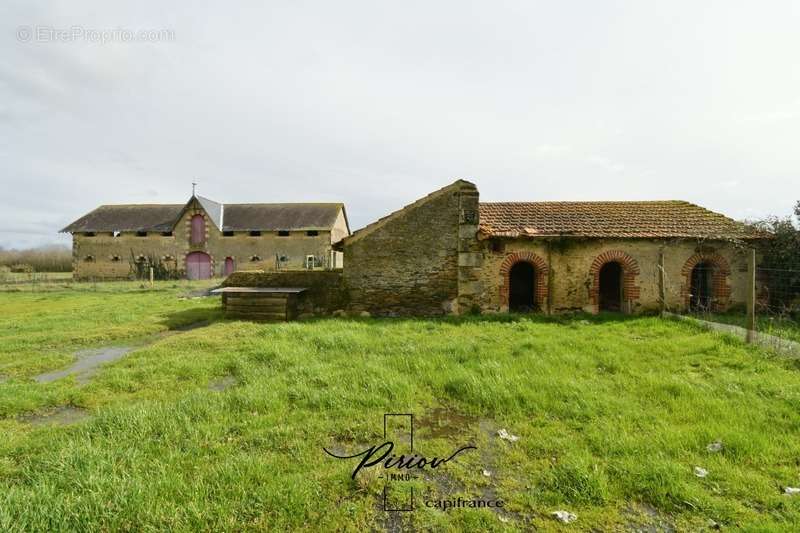 Maison à VIHIERS