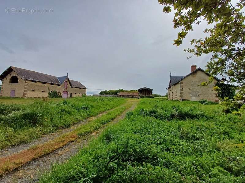 Maison à VIHIERS