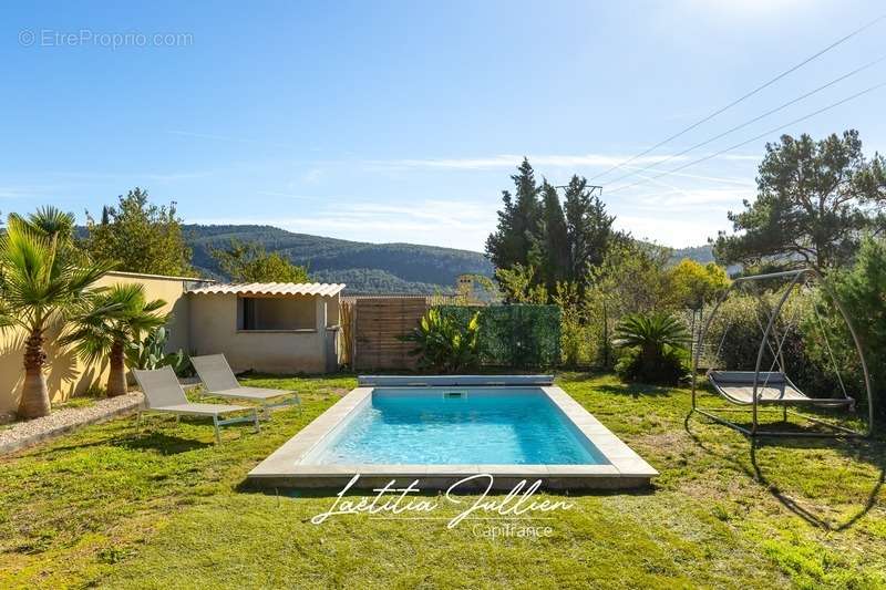 Maison à CUGES-LES-PINS