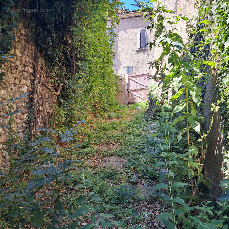 Maison à LES MEES