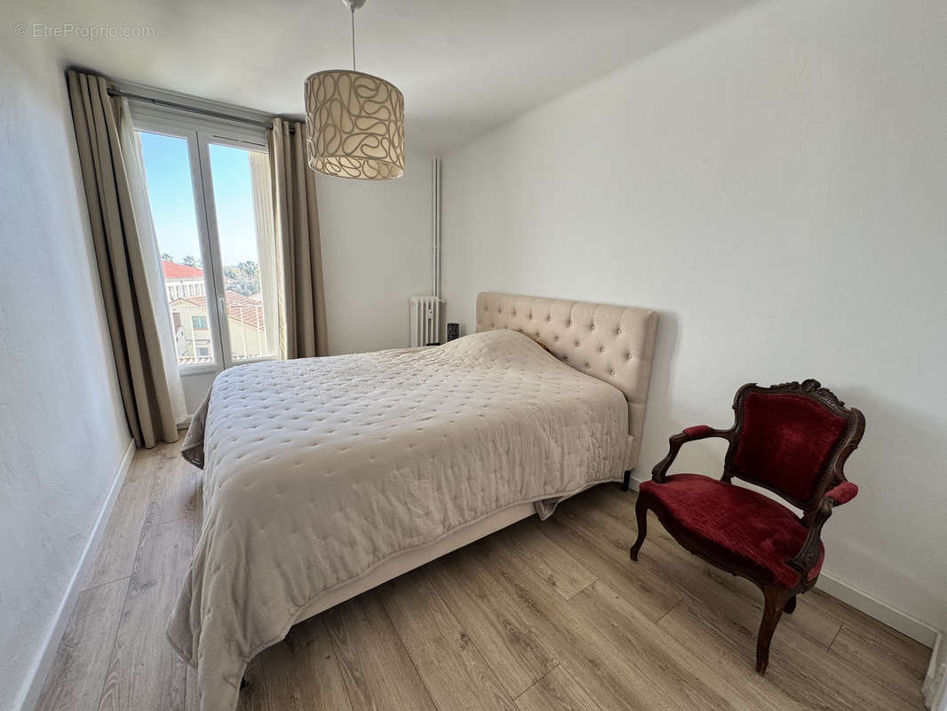 Appartement à HYERES