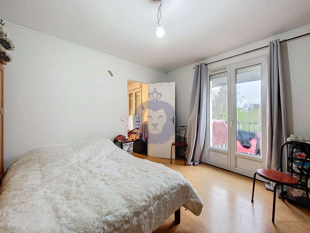 Appartement à DAMMARIE-LES-LYS