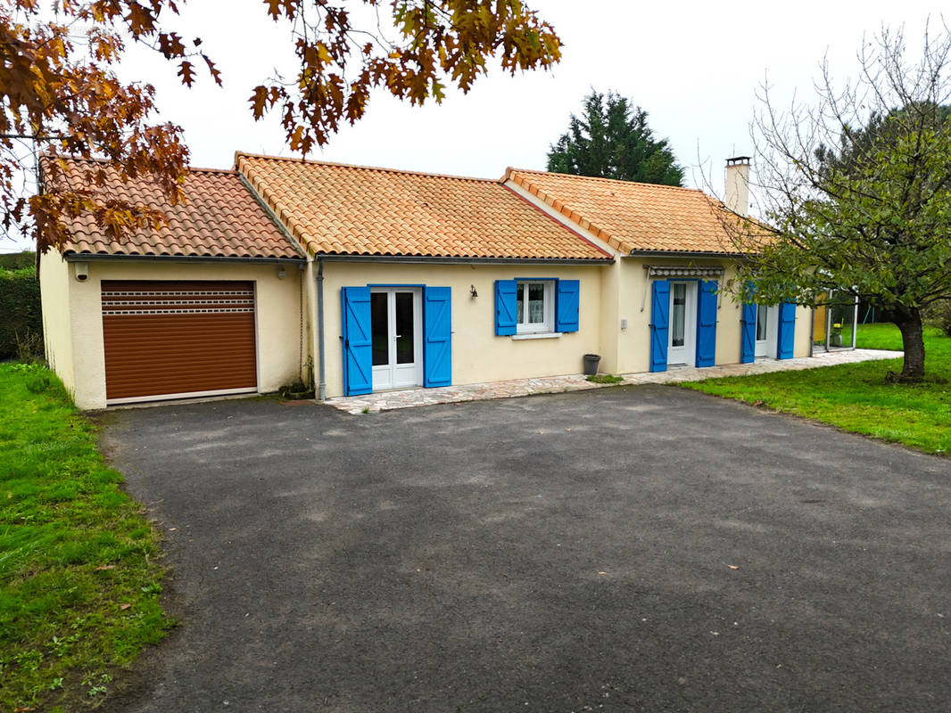 Maison à CHATELLERAULT