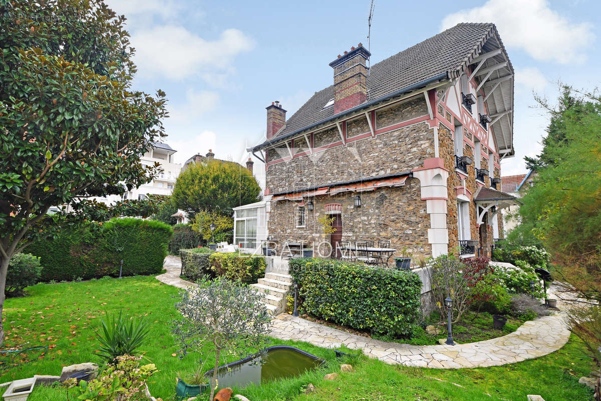 Maison à ENGHIEN-LES-BAINS