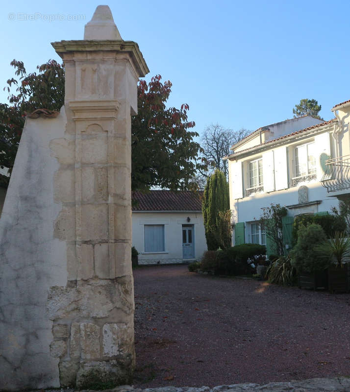 Maison à L&#039;HOUMEAU