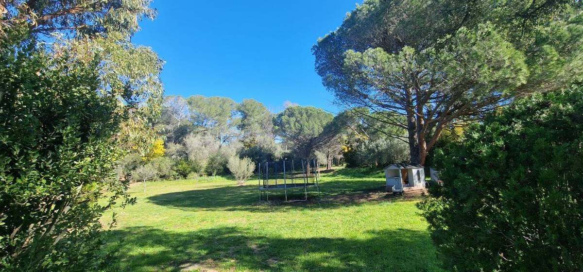 Maison à ROQUEBRUNE-SUR-ARGENS