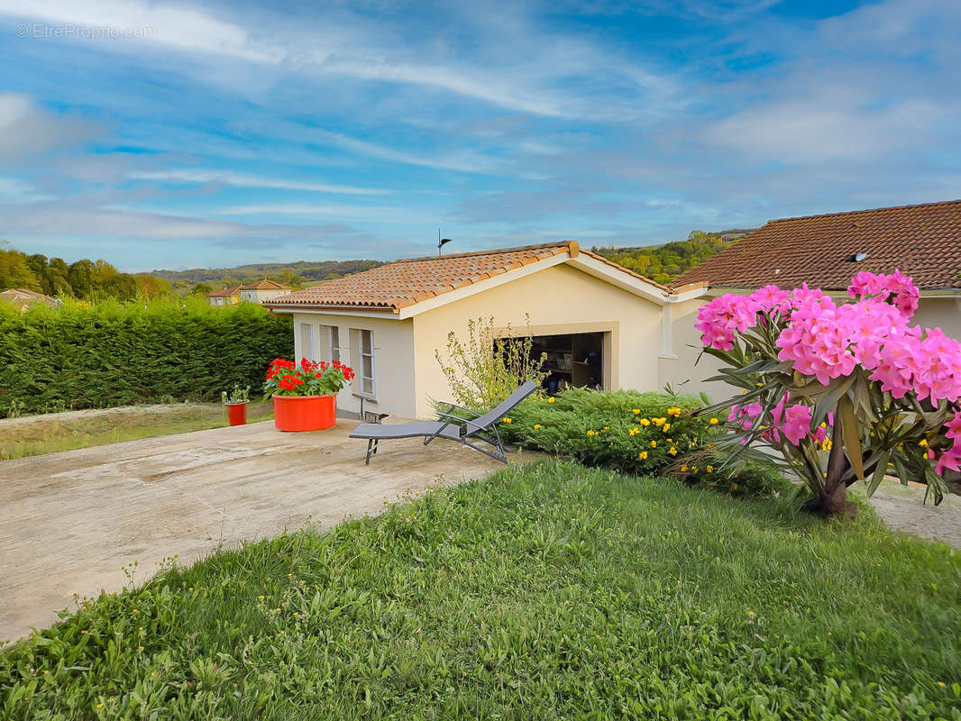 Maison à LA CHAPELLE-DE-SURIEU