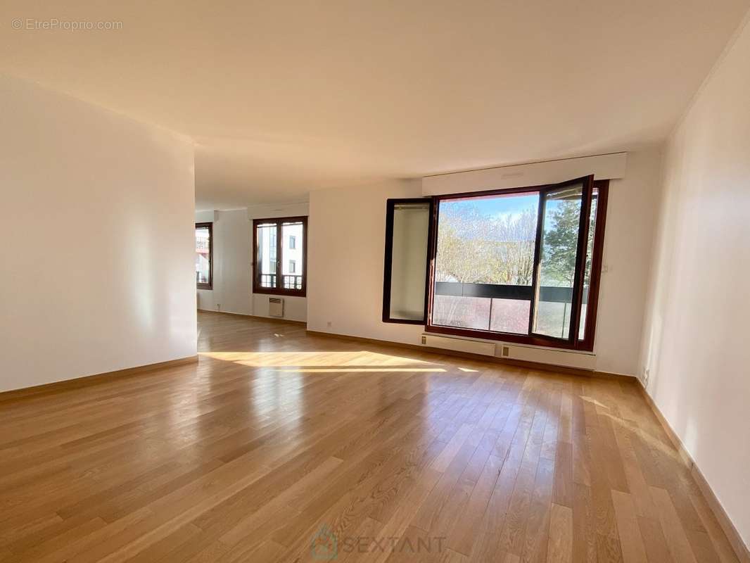 Appartement à ISSY-LES-MOULINEAUX