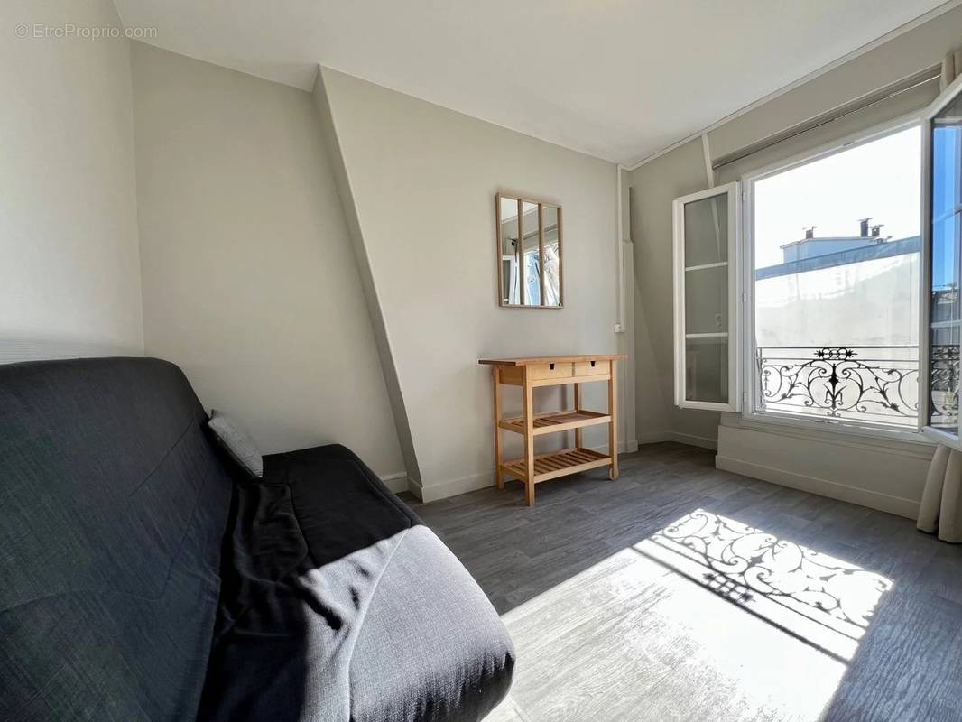 Appartement à PARIS-8E