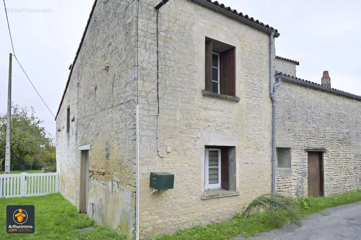 Maison à AMURE