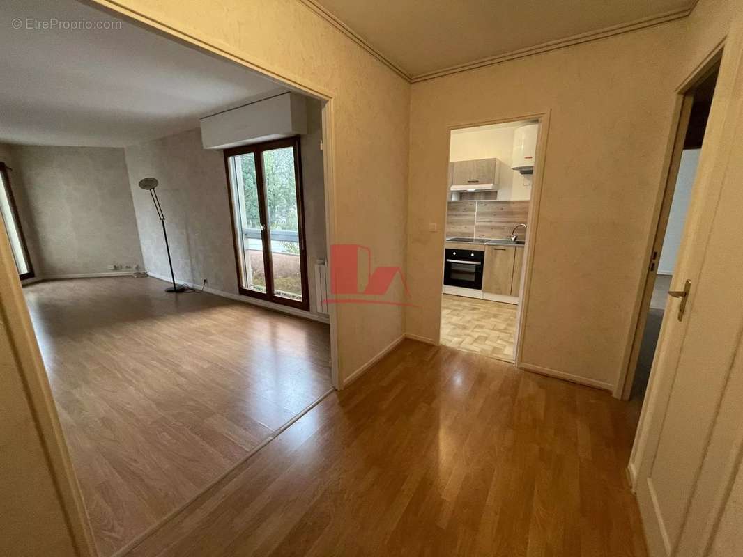 Appartement à ISSY-LES-MOULINEAUX