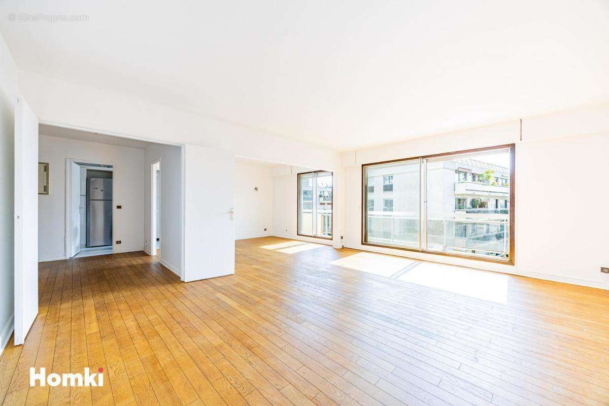 Appartement à PARIS-19E