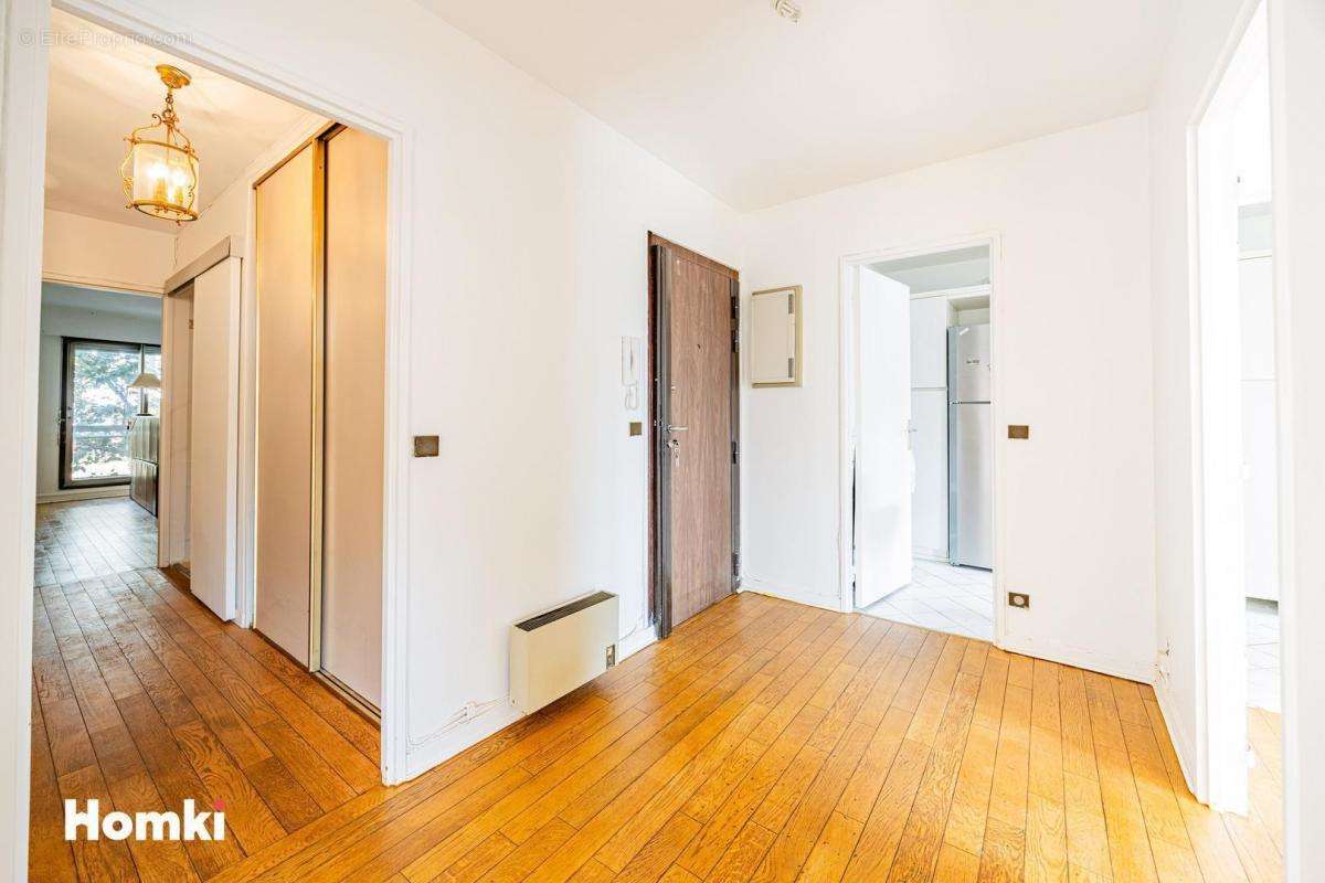 Appartement à PARIS-19E