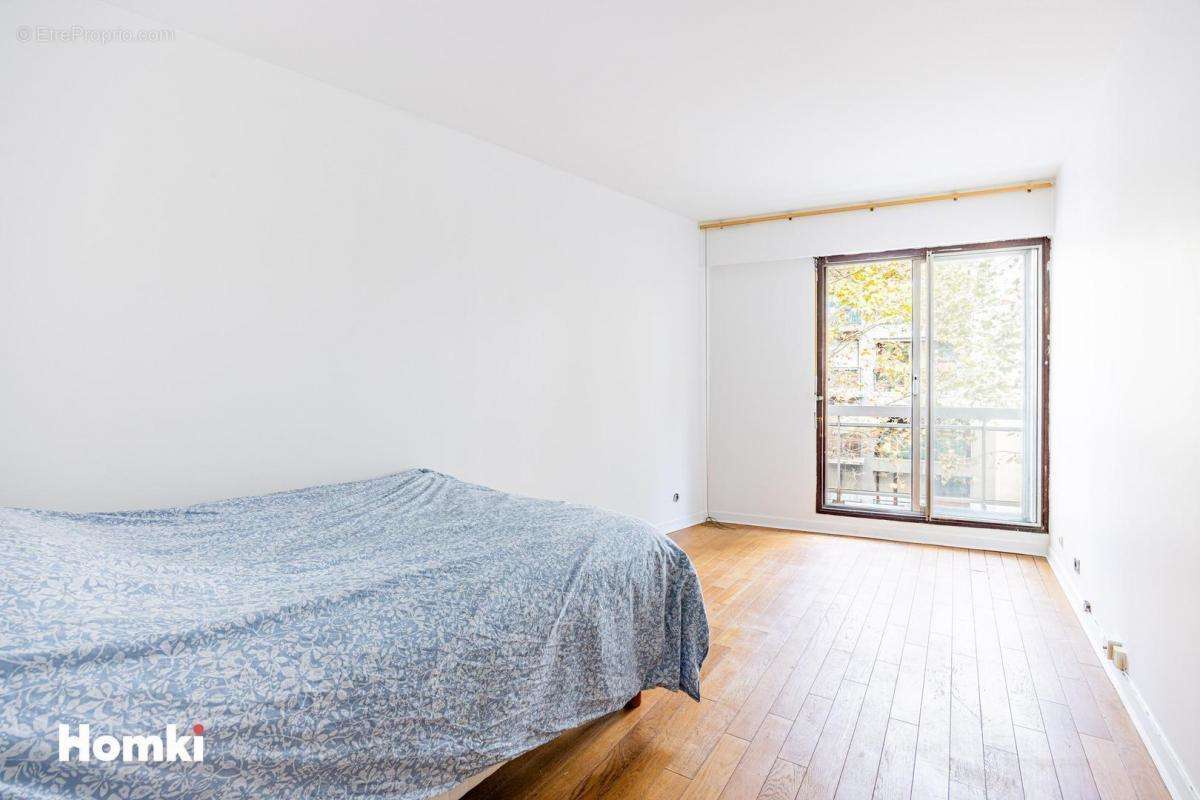 Appartement à PARIS-19E