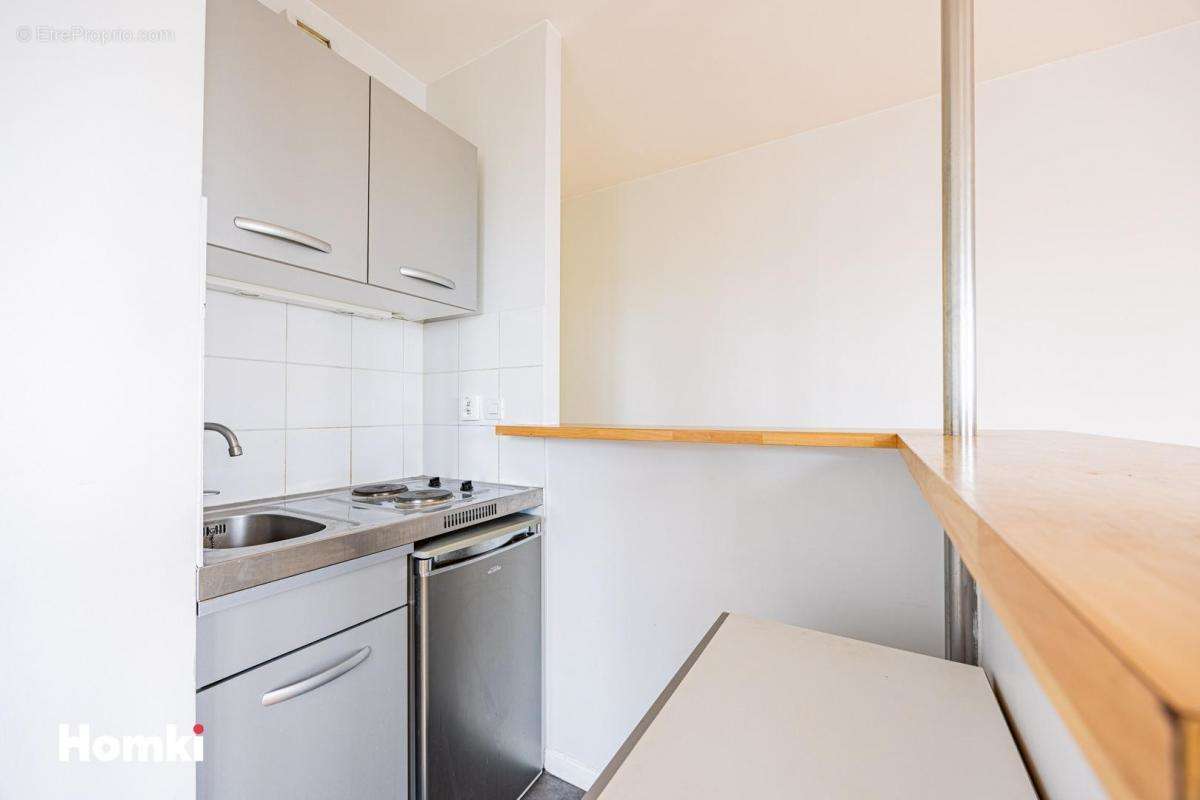 Appartement à COURBEVOIE