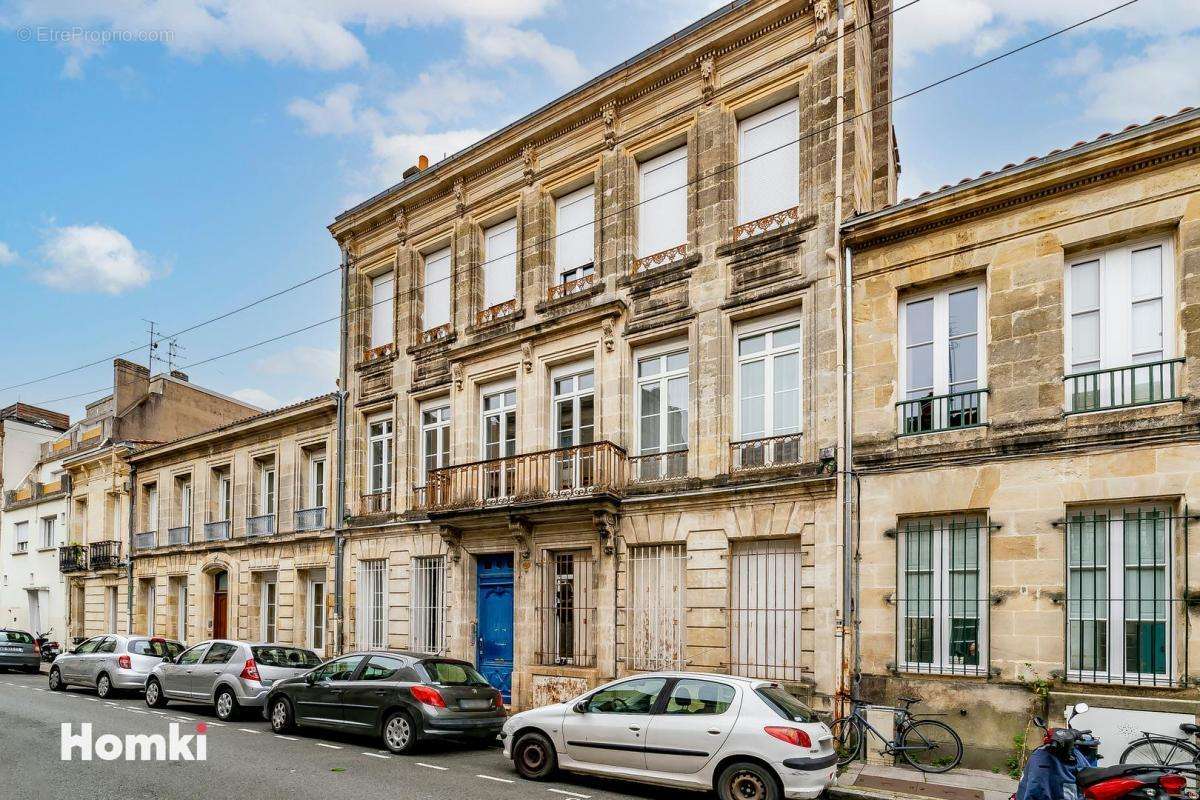 Appartement à BORDEAUX