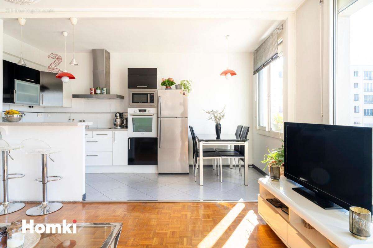 Appartement à MARSEILLE-8E