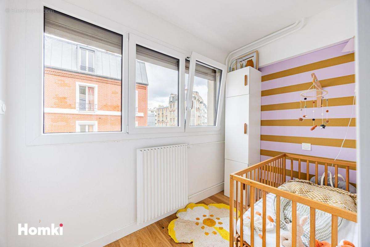 Appartement à PARIS-18E