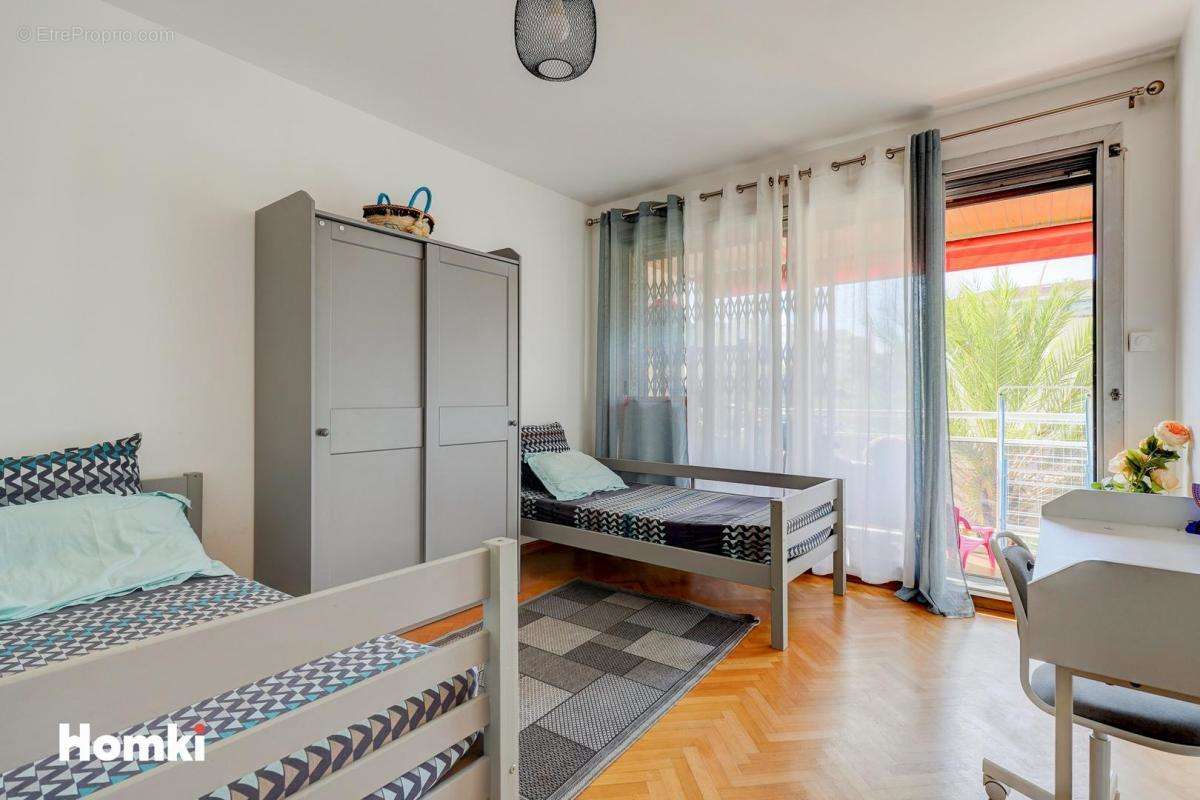 Appartement à MARSEILLE-8E