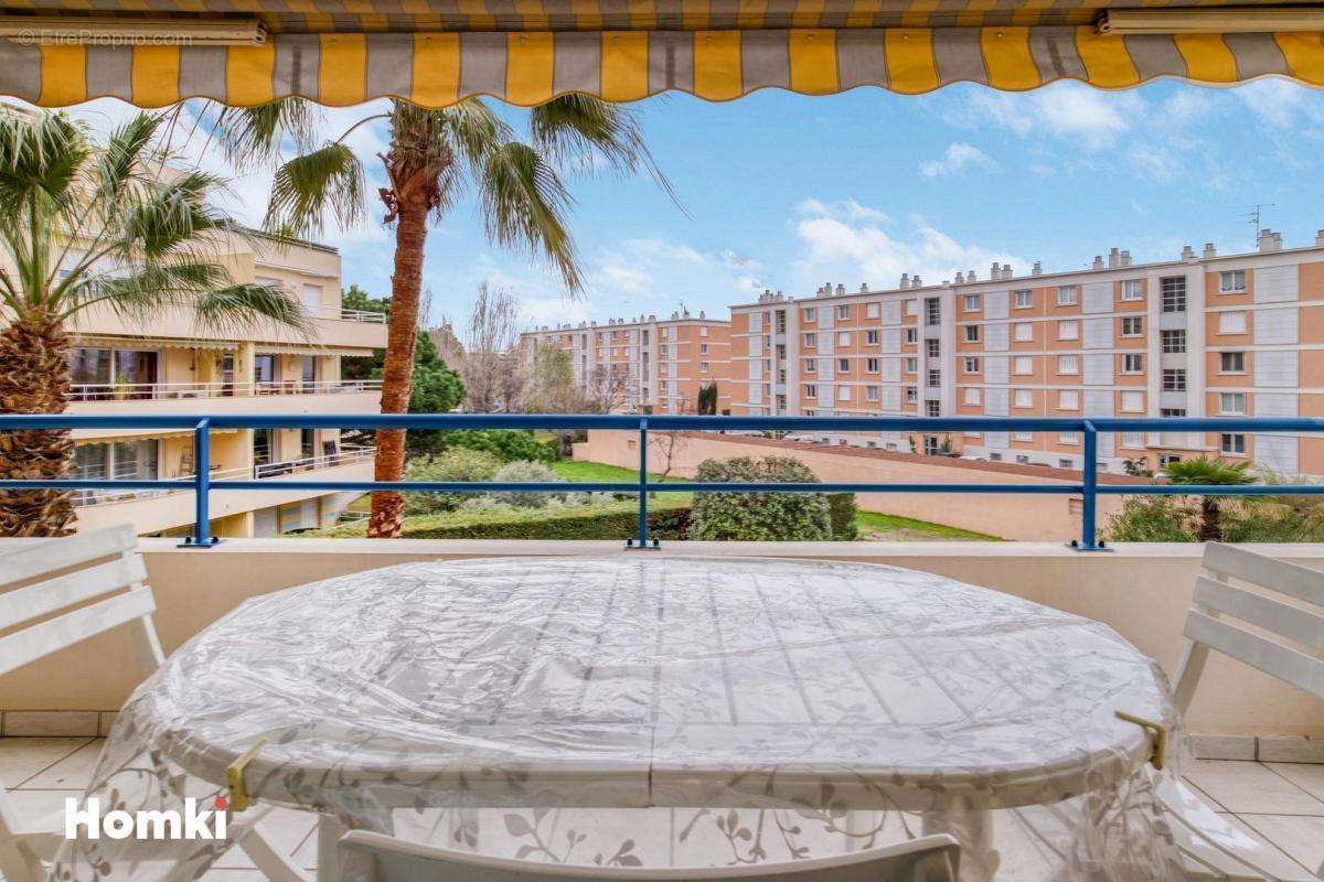 Appartement à FREJUS