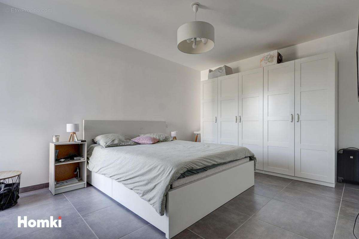 Appartement à MARSEILLE-13E