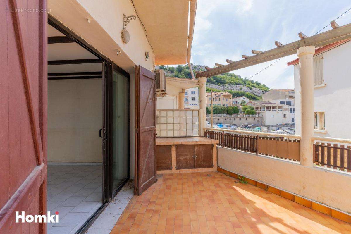 Appartement à MARSEILLE-8E