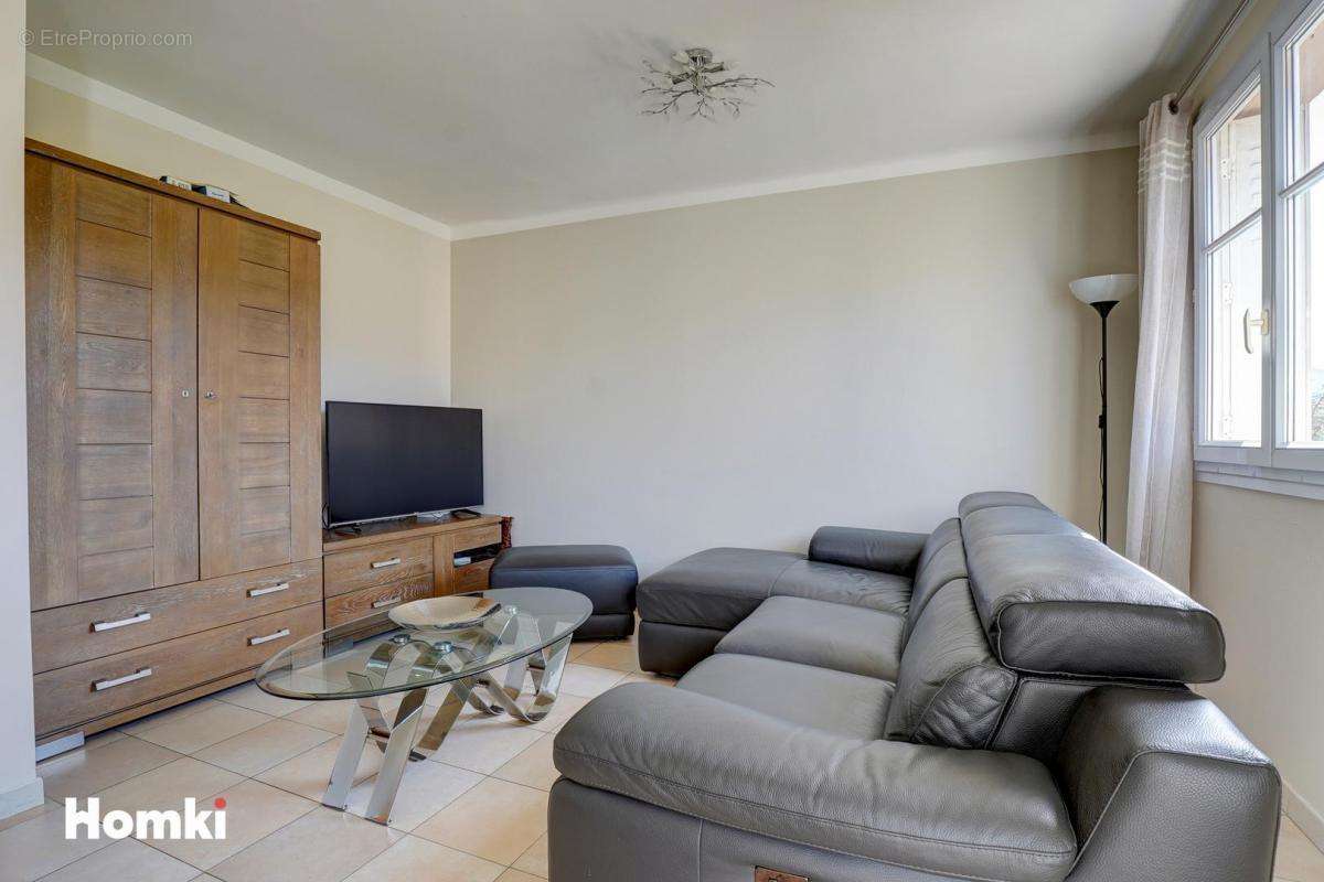 Appartement à MARSEILLE-8E