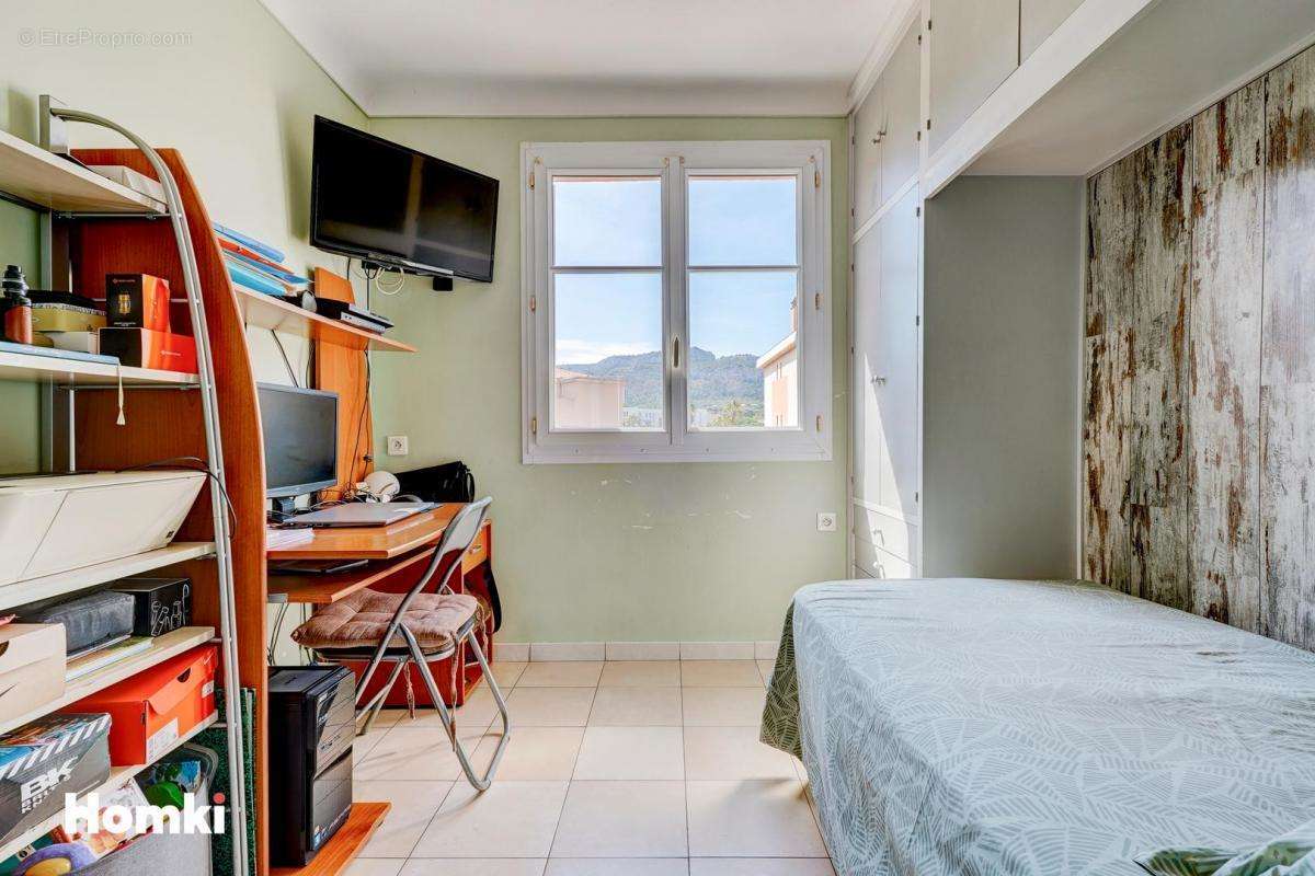 Appartement à MARSEILLE-8E