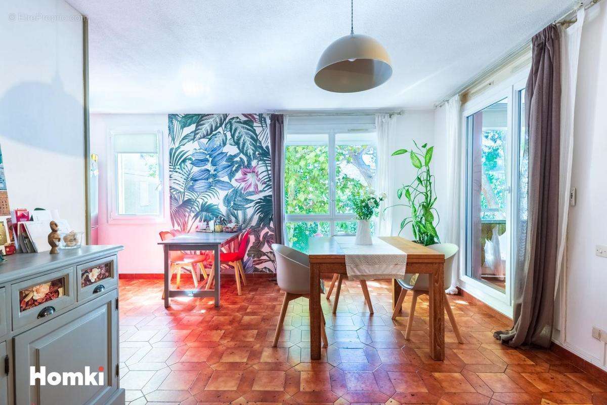 Appartement à MARSEILLE-8E