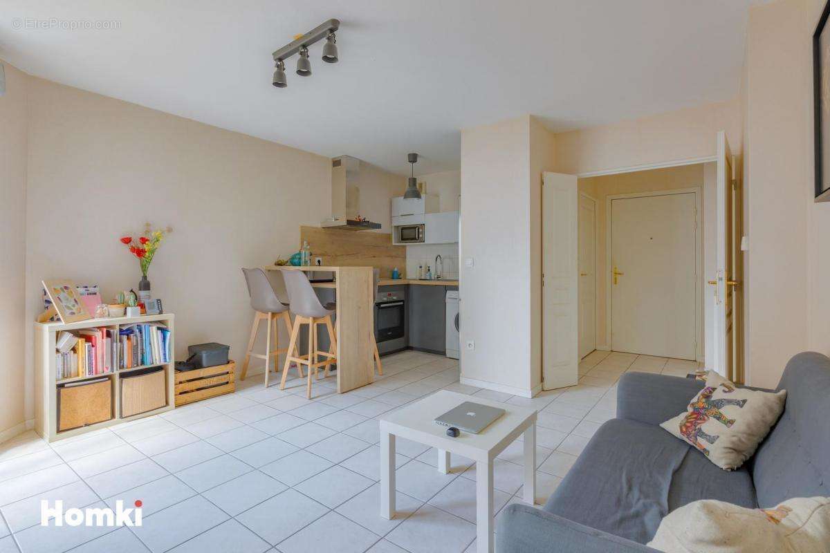 Appartement à LYON-8E